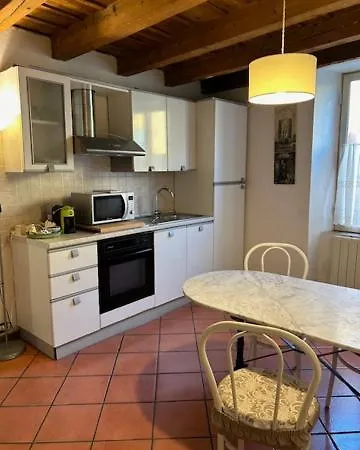 Casa Borgo Antico * Бергамо